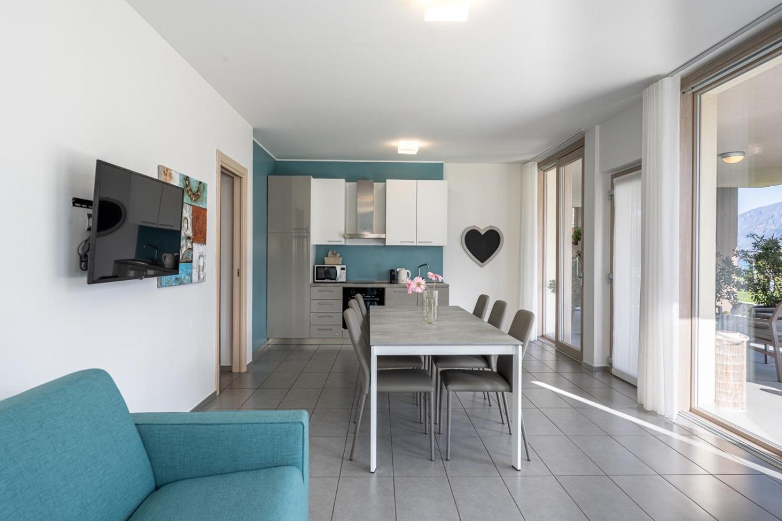 Bellagio Village- 4 Apartments By The Lake - Seasonal Warm Pool And Sauna Oliveto Lario Стая снимка
